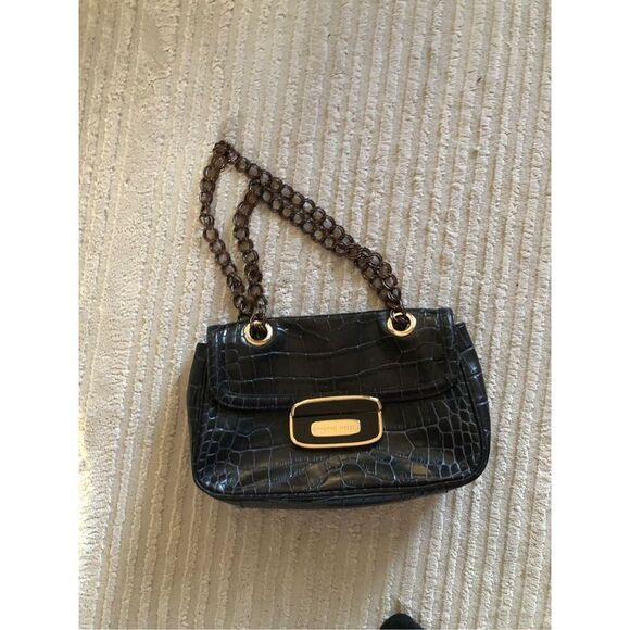 Antonio Melani Croc Chain Shoulder Bag - Picture 6 of 16